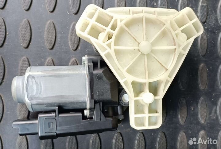 Моторчик стекоподёмника подъёмника Kia ceed 1