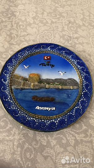 Настенная тарелка