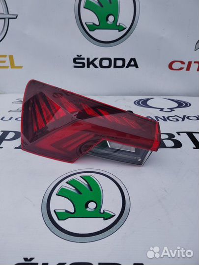 Фонарь задний левый Skoda Octavia A8 2020-2022