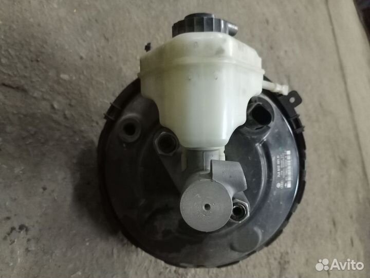 Audi Q7 4L Цилиндр тормозной главный