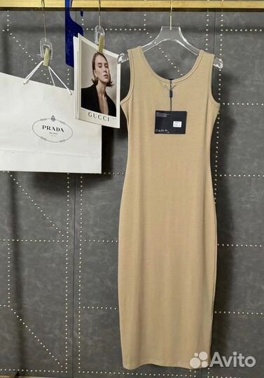 Платье Prada