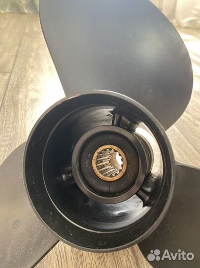 Винт гребеой Suzuki 3*14*17