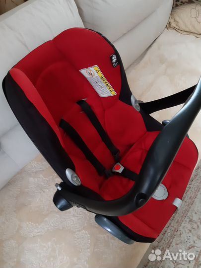 Детское автокресло от 0 maxi cosi