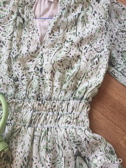 Платье (в доставке)