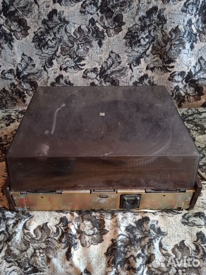 Проигрыватель винила вега 106