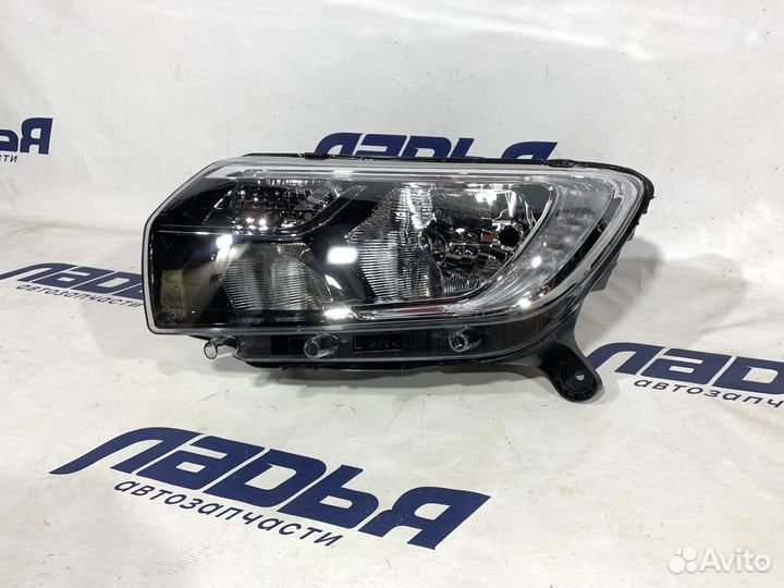 Фара Renault Logan 2 / Sandero 2 (18) левая