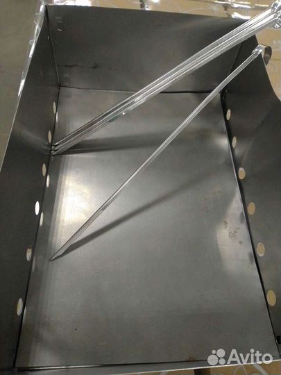 Новый Мангал +4 шампура