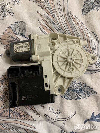 Блок складывания зеркал на Volkswagen.пер. лев