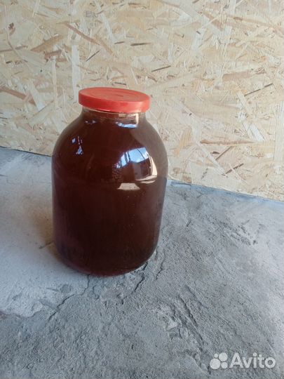 Горный мëд.Каштан + липа, разнотравье.2024 г