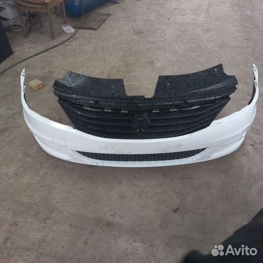 Бампер renault logan