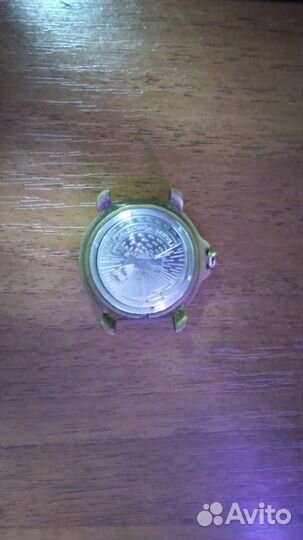 Старые наручные часы