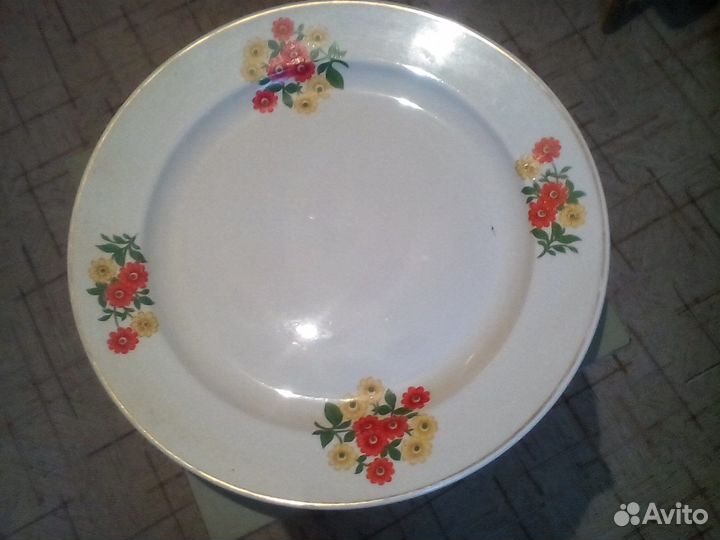 Блюдо круглое