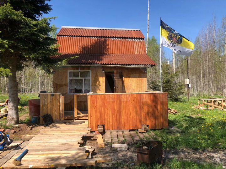 Дача 25 м² на участке 10 сот.
