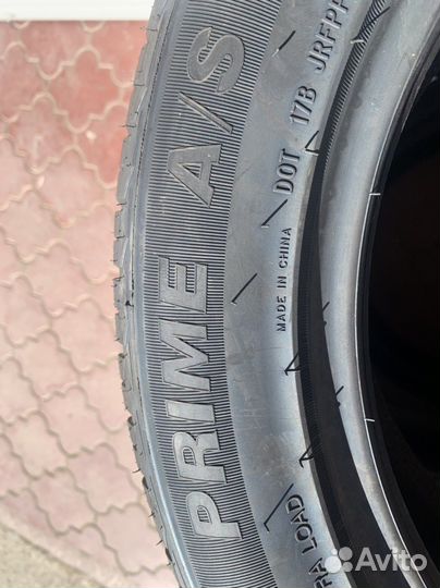 Roadmarch Prime A/S 215/55 R17 98W