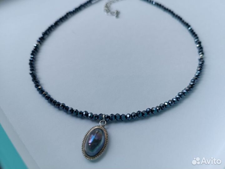 Украшения на шею