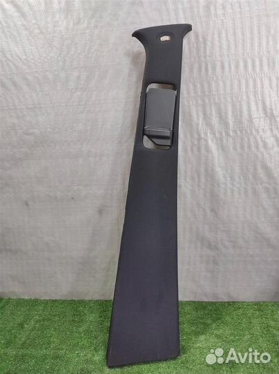 Обшивка правой стойки Mercedes Benz ML W164 2007