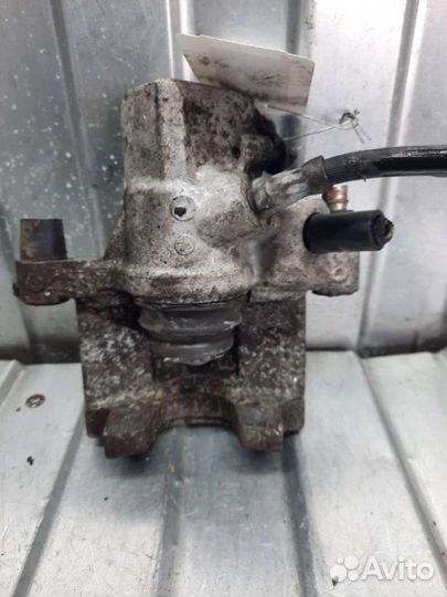 Суппорт тормозной задний левый Ford C-Max 1