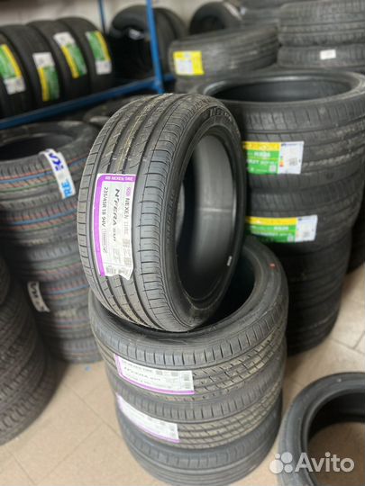 Nexen N'Fera SU1 235/45 R18 94V