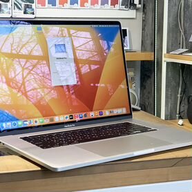 MacBook Pro 15" 2018 Silver i7 16Gb 512Gb Radeon P