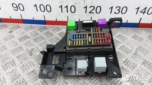 Блок предохранителей citroen xantia 2 (YSE10M101)