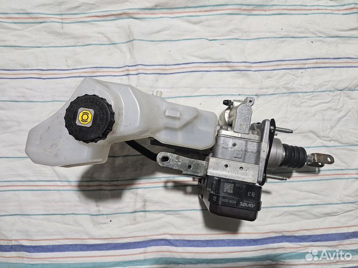 Насос тормозной Абс Toyota Corolla 47210-12310