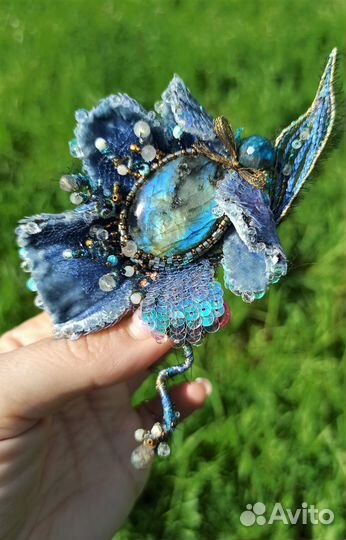 Брошь и кулон ручной работы- цветок с лабрадоритом