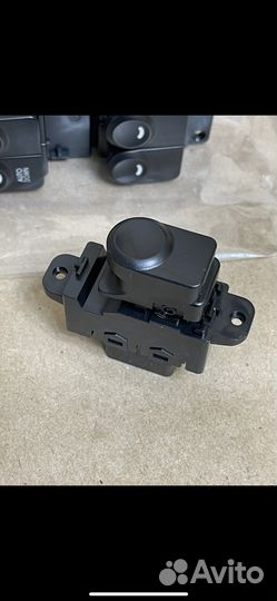 Кнопка стеклоподьемника huyndai solaris перед зад