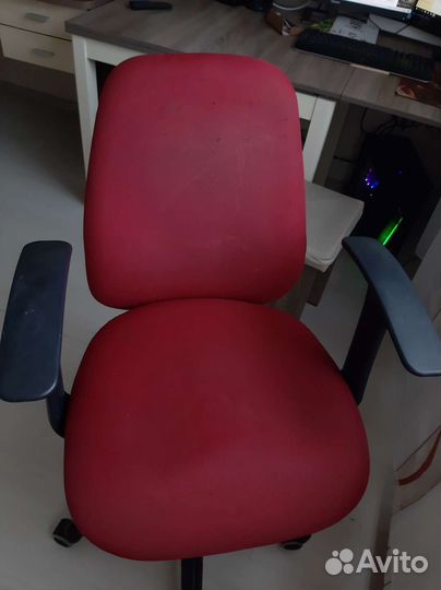 Компьютерное кресло