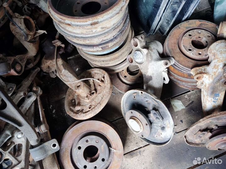 Продам рычаг задней подвески саманд