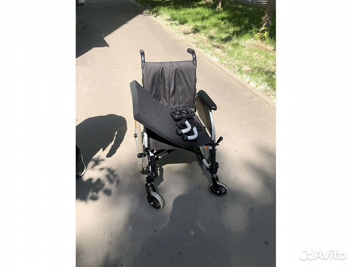 Инвалидная коляска в аренду