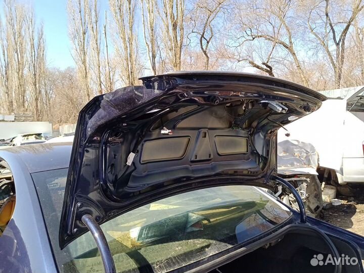 Крышка багажника.Volkswagen Passat B7.Седан