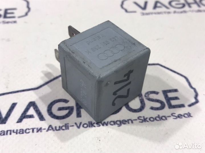 Реле Audi 100 1994