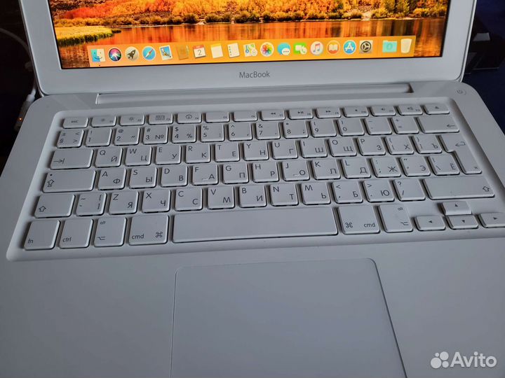 Apple MacBook 13 2010