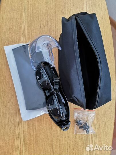 Очки для плавания шапочка беруши зажим