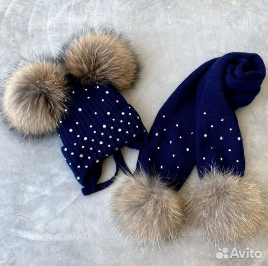 Шапка и шарф с кристаллами