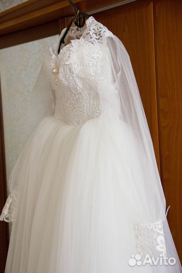 Свадебное платье