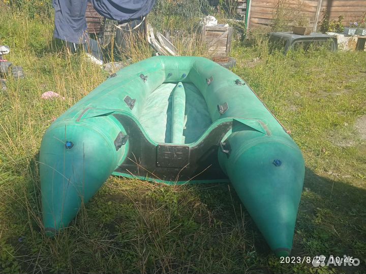 Продам лодку