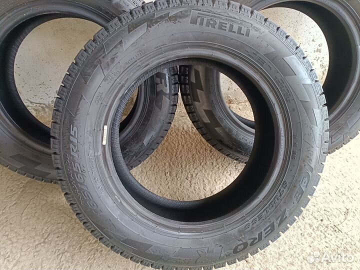 Pirelli Ice Zero FR 185/65 R15