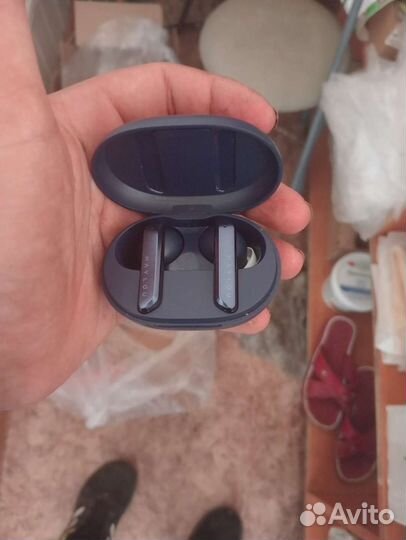 Беспроводные наушники