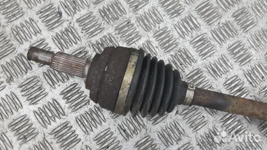 Привод передний правый dacia duster 1 (SBN13N101)