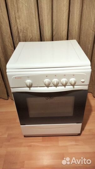 Продам газовую плиту Гефест