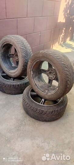 Sava Eskimo Stud 215/55 R17