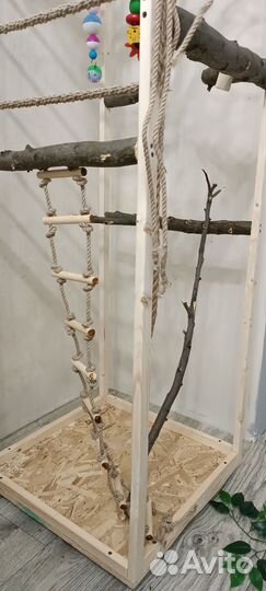 Игровая площадка для попугая