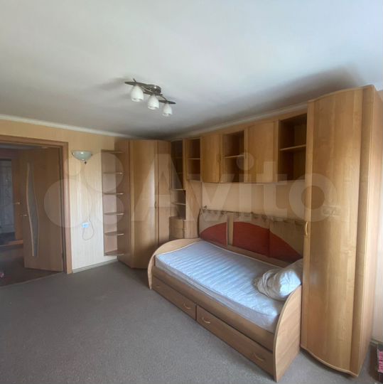 2-к. квартира, 49 м², 8/9 эт.