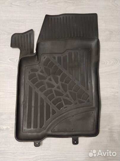 Коврики на Chevrolet Niva в отличном состоянии