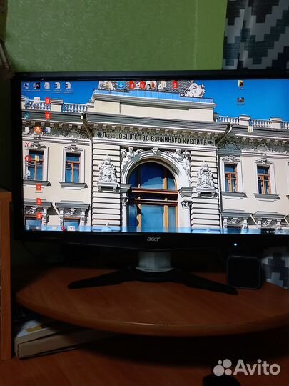 Монитор для компьютера 24