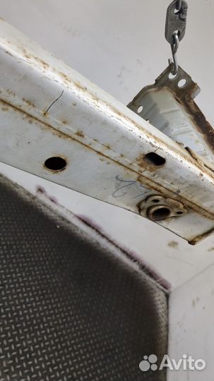 Усилитель бампера Toyota Avensis 3, 2012