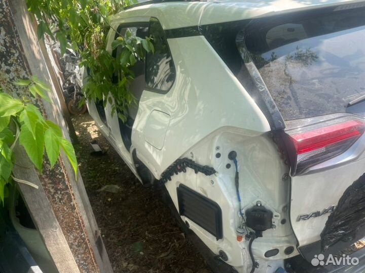 Кузов Toyota Rav4 2018-Н.в