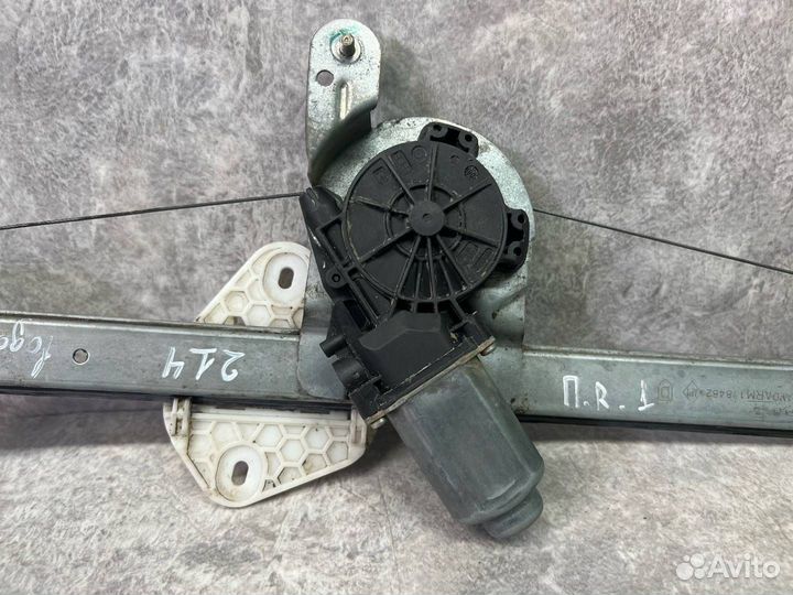 Стеклоподъемник электрический передний правый