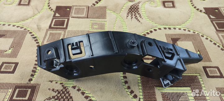 Крепление переднего бампера L Citroen Berlingo